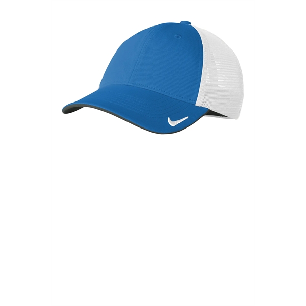 Nike Stretch-to-Fit Mesh Back Cap - Nike Stretch-to-Fit Mesh Back Cap - Image 14 of 26