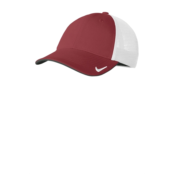 Nike Stretch-to-Fit Mesh Back Cap - Nike Stretch-to-Fit Mesh Back Cap - Image 20 of 26