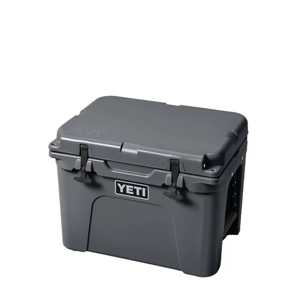 YETI Tundra 35 qt Hard Cooler - YETI Tundra 35 qt Hard Cooler - Image 2 of 26