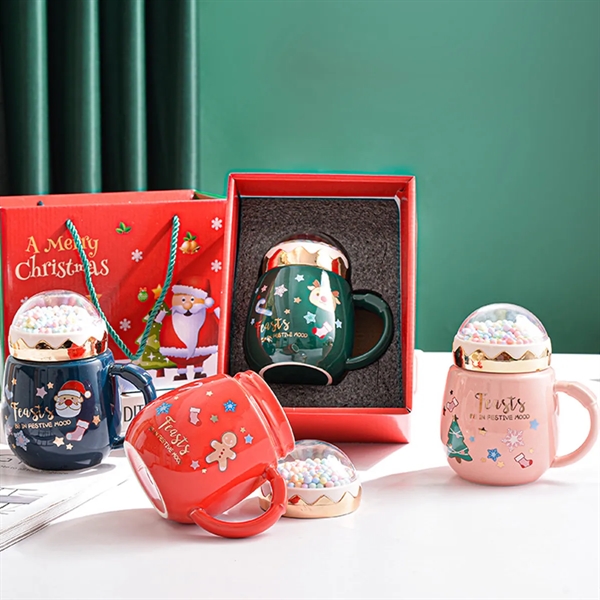 Christmas Mug With Santa Snow Globe Lid - Christmas Mug With Santa Snow Globe Lid - Image 0 of 3