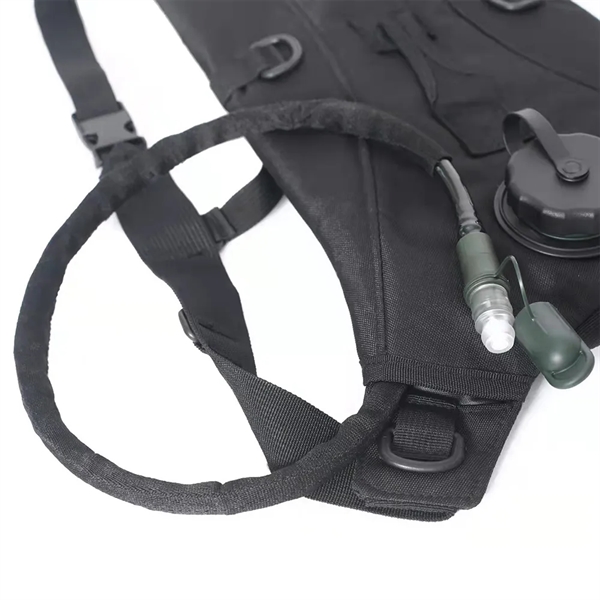 3L Tactical Hydration Pack Water Backpack With Straw - 3L Tactical Hydration Pack Water Backpack With Straw - Image 3 of 4