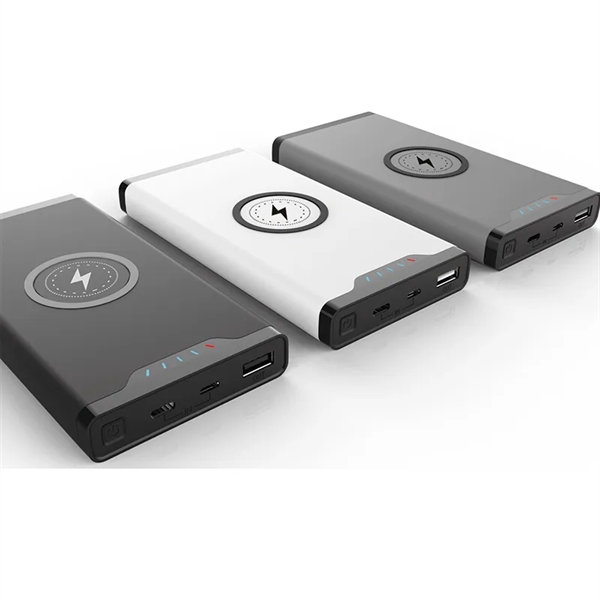 10000mAh Power Bank with 5W Wirelss Charger - 10000mAh Power Bank with 5W Wirelss Charger - Image 3 of 5