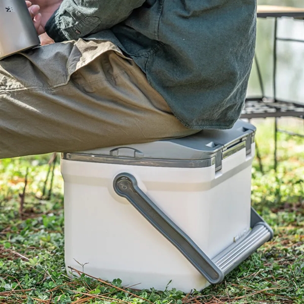 15.1 L Adventure Cooler - 15.1 L Adventure Cooler - Image 2 of 9