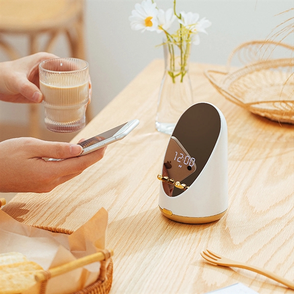 Wireless Charger Speakers Clock - Wireless Charger Speakers Clock - Image 1 of 4