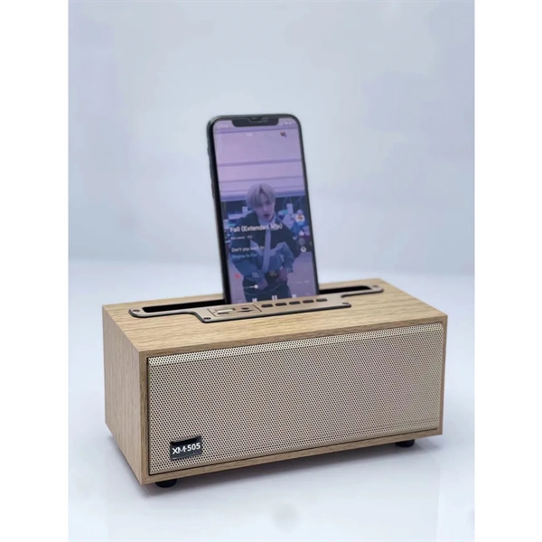 Wooden Retro Bluetooth Speakers - Wooden Retro Bluetooth Speakers - Image 2 of 3