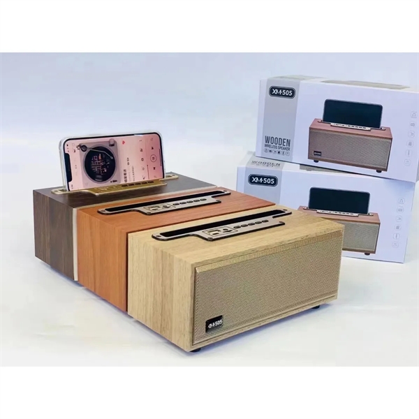 Wooden Retro Bluetooth Speakers - Wooden Retro Bluetooth Speakers - Image 3 of 3
