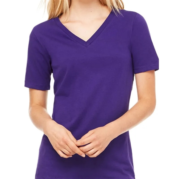 Bella Missys Relaxed Jersey Short-Sleeve V-Neck T-Shirt - Bella Missys Relaxed Jersey Short-Sleeve V-Neck T-Shirt - Image 14 of 17