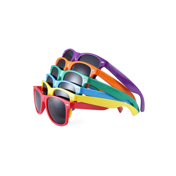 Solid Color Classic Sunglasses