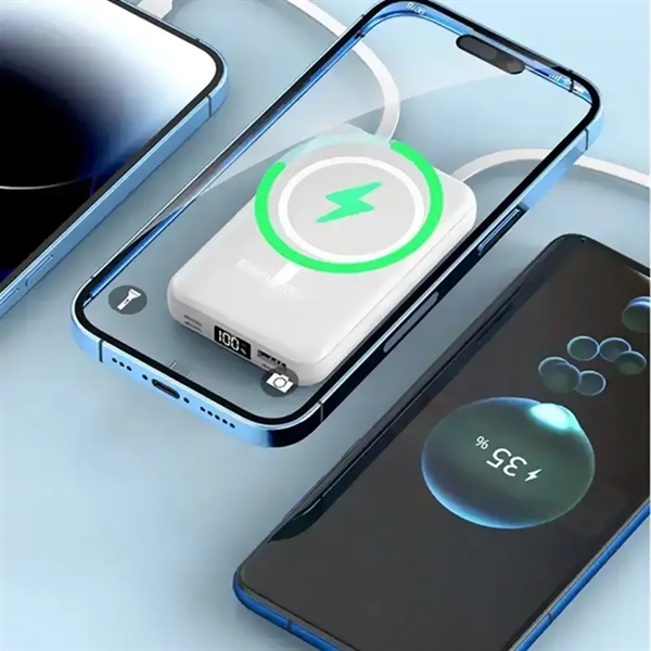 10000mAh Power Bank with Magnetic Wireless Charging - 10000mAh Power Bank with Magnetic Wireless Charging - Image 5 of 5