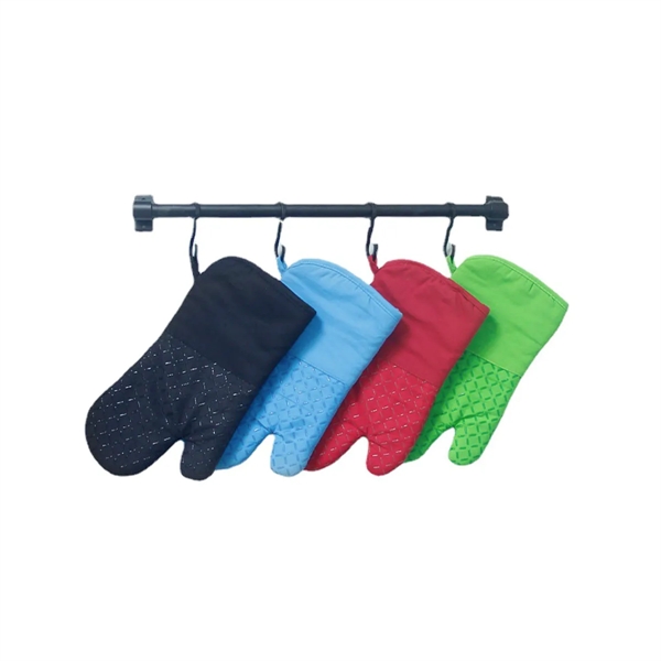 Silicone Grilling Oven Mitt & Pot Holder Set - Silicone Grilling Oven Mitt & Pot Holder Set - Image 1 of 1