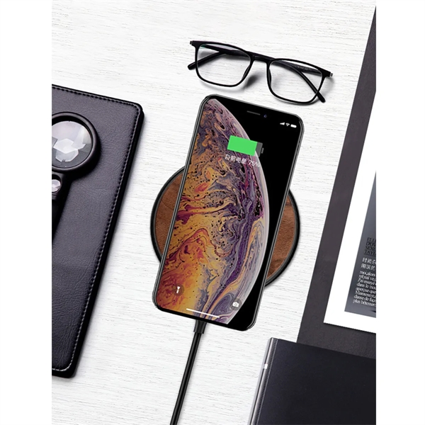 15W Fast Solid Wooden Wireless Inductive Charger Station - 15W Fast Solid Wooden Wireless Inductive Charger Station - Image 2 of 4