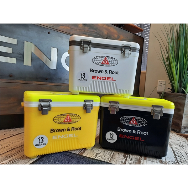 19Qt Cooler Drybox & Industrial Lunchbox. Rugged and Durable - 19Qt Cooler Drybox & Industrial Lunchbox. Rugged and Durable - Image 4 of 17