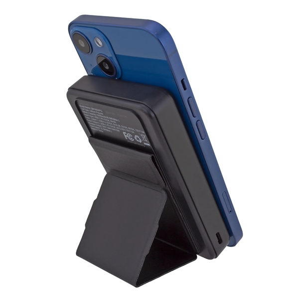 Energizer Brand 10000 mAH Power Bank Mag-N-Kick™ 10K - Energizer Brand 10000 mAH Power Bank Mag-N-Kick™ 10K - Image 5 of 14