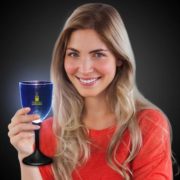 10 oz. Lighted LED Wine Glass - 10 oz. Lighted LED Wine Glass - Image 3 of 4