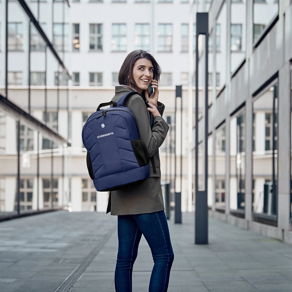 VICTORINOX® UNIVERSAL BACKPACK - VICTORINOX® UNIVERSAL BACKPACK - Image 6 of 7