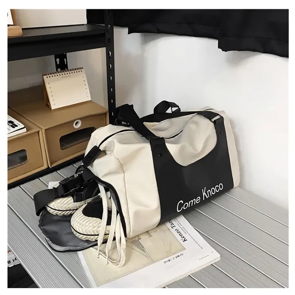 Large Capacity Sports Bag - Large Capacity Sports Bag - Image 2 of 2