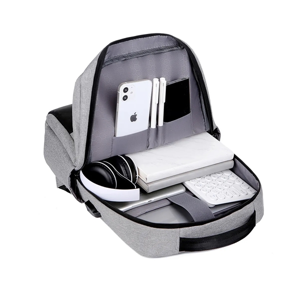 Backpack with USB charging port - Backpack with USB charging port - Image 1 of 3