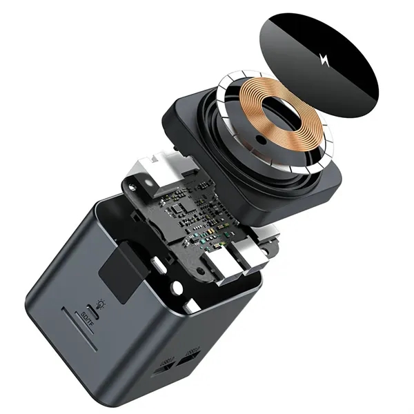 8 In 1 Usb C Hub Magnetic Wireless Charger - 8 In 1 Usb C Hub Magnetic Wireless Charger - Image 7 of 7