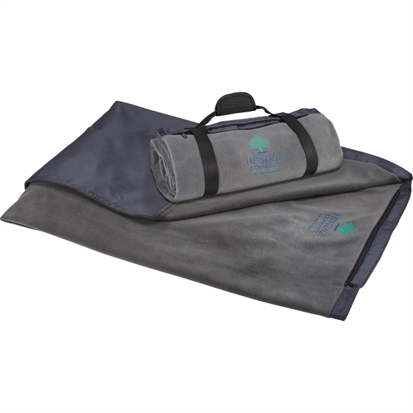 High Sierra® Oversize Picnic Blanket - High Sierra® Oversize Picnic Blanket - Image 10 of 10