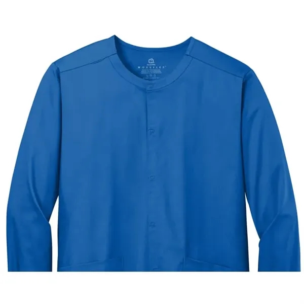 WonderWink Unisex WorkFlex Snap-Front Scrub Jacket - WonderWink Unisex WorkFlex Snap-Front Scrub Jacket - Image 5 of 6