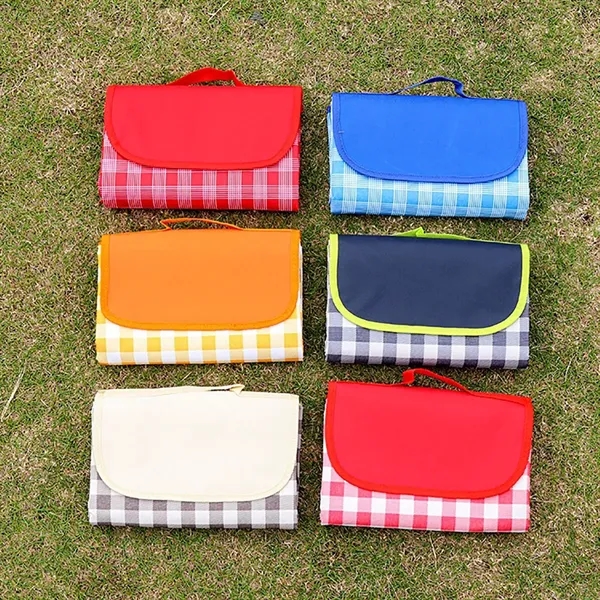 Folding Picnic Blanket Outdoor Camping Mat - Folding Picnic Blanket Outdoor Camping Mat - Image 2 of 7