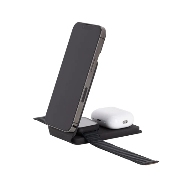 Import 3-in-1 Charging Station - Import 3-in-1 Charging Station - Image 0 of 2