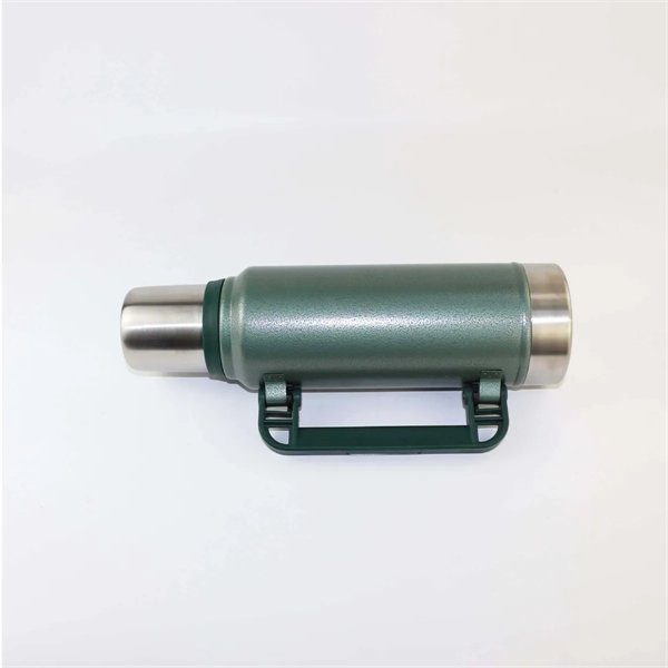 34oz Classic Vacuum Insulated Wide Mouth Bottle - 34oz Classic Vacuum Insulated Wide Mouth Bottle - Image 3 of 4