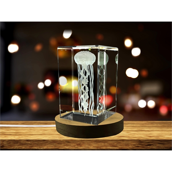 Jellyfish 3D Engraved Crystal Novelty Decor - Jellyfish 3D Engraved Crystal Novelty Decor - Image 2 of 6