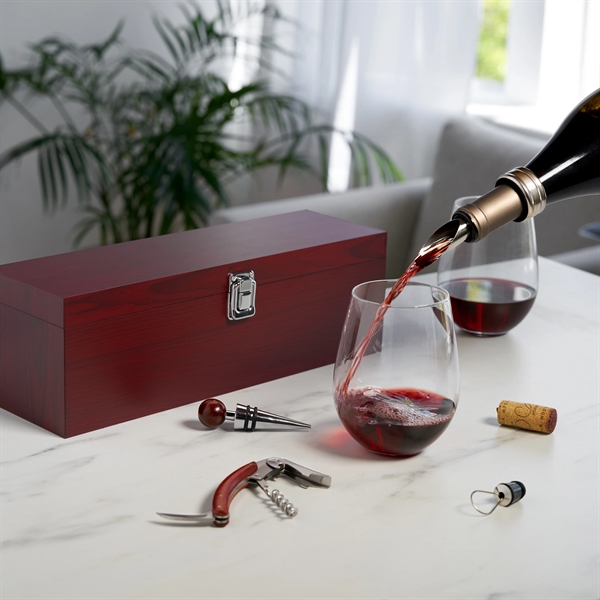 True® Cherry™: 1-Bottle Accessory Gift Set - True® Cherry™: 1-Bottle Accessory Gift Set - Image 3 of 9