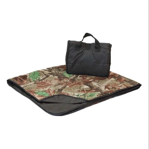 Outdoor Picnic/Tailgate Blanket - Outdoor Picnic/Tailgate Blanket - Image 2 of 6