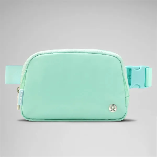 Lululemon Everywhere Belt Bag 1L - Lululemon Everywhere Belt Bag 1L - Image 20 of 40
