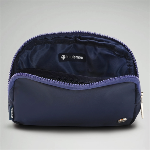 Lululemon Everywhere Belt Bag 1L - Lululemon Everywhere Belt Bag 1L - Image 36 of 40