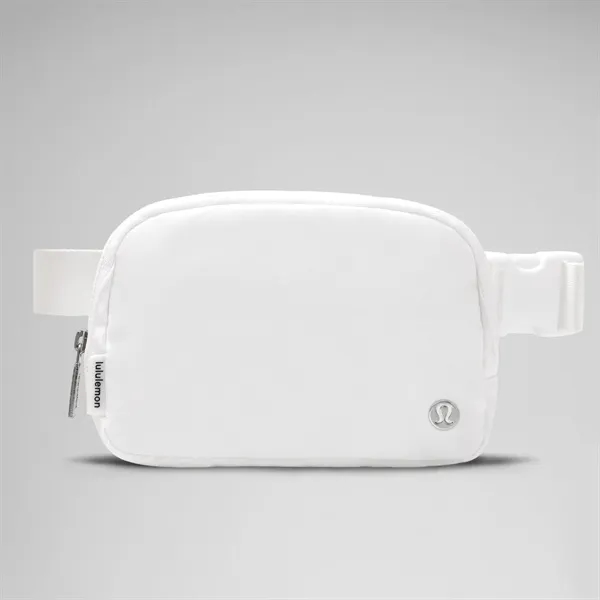 Lululemon Everywhere Belt Bag 1L - Lululemon Everywhere Belt Bag 1L - Image 38 of 40