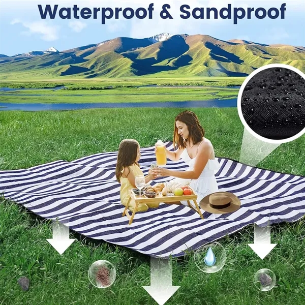 Foldable Waterproof Picnic Blanket - Foldable Waterproof Picnic Blanket - Image 5 of 5
