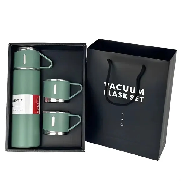 500ml A travel drinkware set with Three Lid Mugs - 500ml A travel drinkware set with Three Lid Mugs - Image 1 of 6