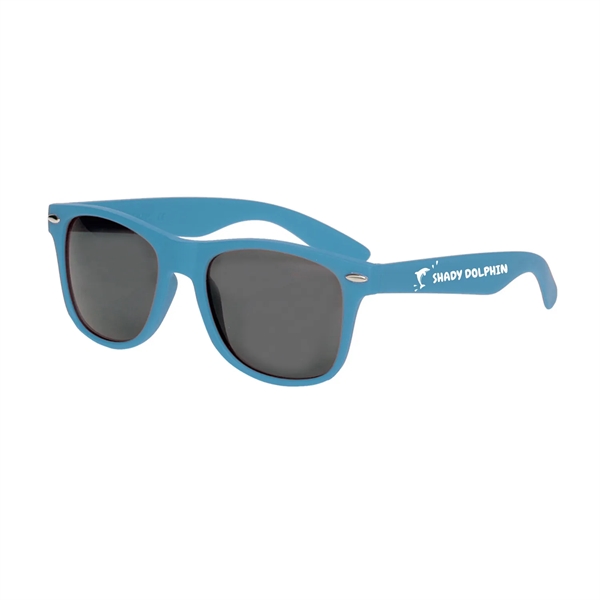 Sleek and Smooth Sunglasses (1 Color) - Sleek and Smooth Sunglasses (1 Color) - Image 8 of 9
