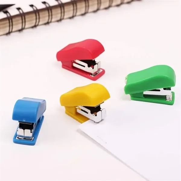 Mini Office Stapler - Mini Office Stapler - Image 3 of 6