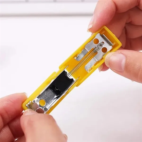 Mini Office Stapler - Mini Office Stapler - Image 5 of 6