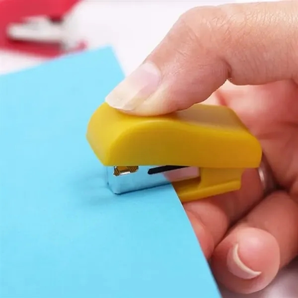 Mini Office Stapler - Mini Office Stapler - Image 6 of 6