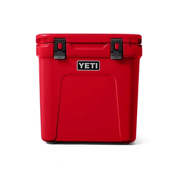 48 QT YETI® Roadie Wheeled Hard Cooler Ice Chest 20" x 20.6" - 48 QT YETI® Roadie Wheeled Hard Cooler Ice Chest 20" x 20.6" - Image 4 of 10