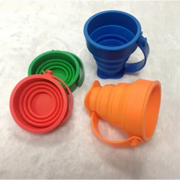 6 oz Collapsible Cup w/ Handle - 6 oz Collapsible Cup w/ Handle - Image 1 of 3