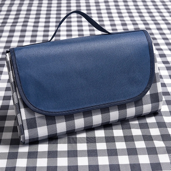 Portable Foldable Waterproof Picnic Blanket - Portable Foldable Waterproof Picnic Blanket - Image 4 of 9