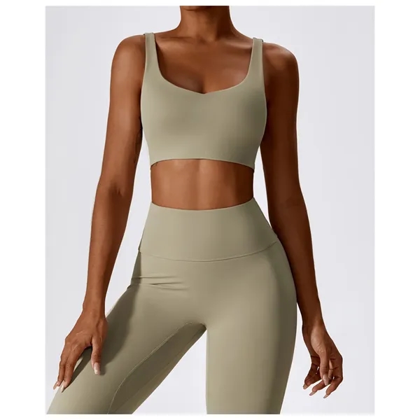 High Impact Comfortable Padded Sports Bra For Women - High Impact Comfortable Padded Sports Bra For Women - Image 3 of 6