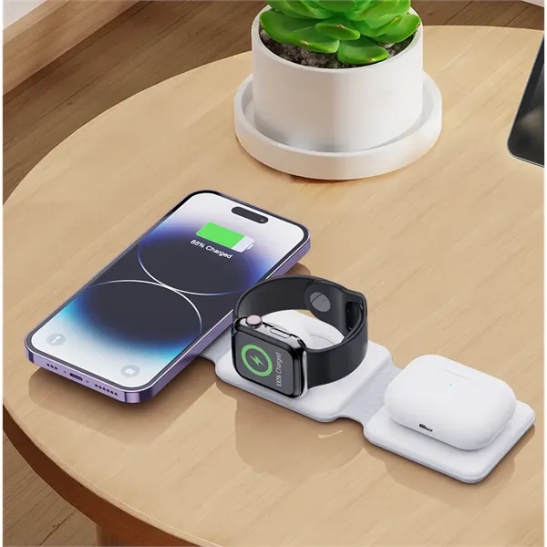 3-1 Foldable Magnetic Wireless Charger + 18W Wall C - 3-1 Foldable Magnetic Wireless Charger + 18W Wall C - Image 3 of 10