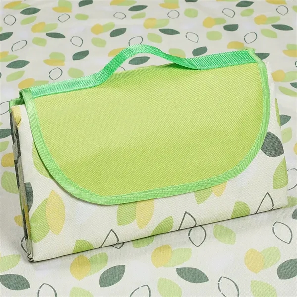 Foldable Picnic Outdoor Blanket - Foldable Picnic Outdoor Blanket - Image 1 of 11