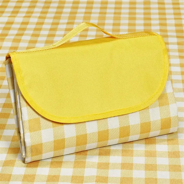Foldable Picnic Outdoor Blanket - Foldable Picnic Outdoor Blanket - Image 2 of 11