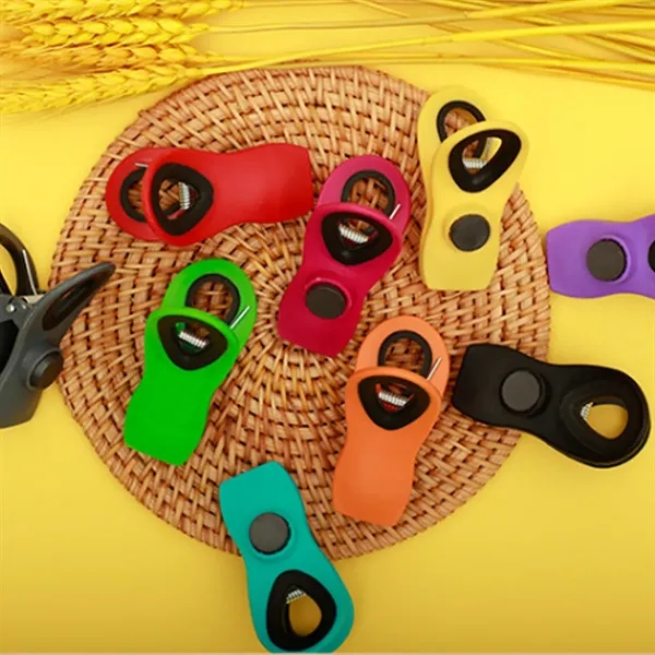 Magnetic Chip Clips - Magnetic Chip Clips - Image 4 of 4