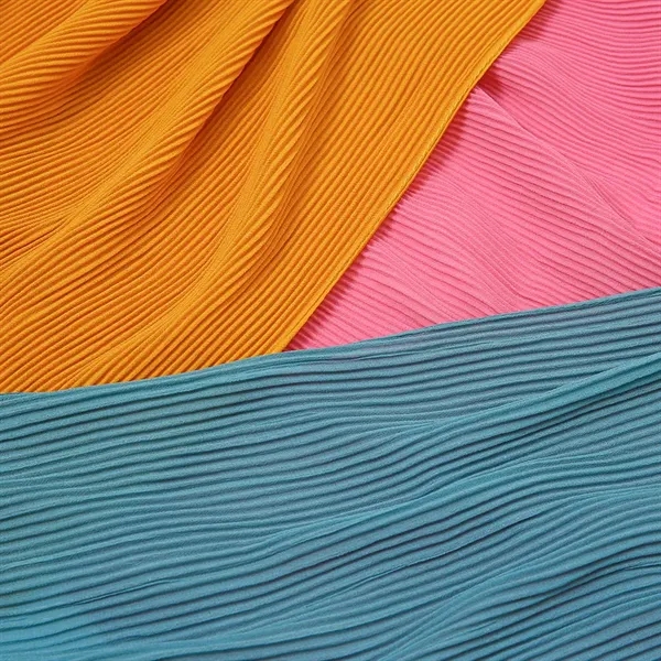 Womne Durable Chiffon Wrinkle Hijab Scarf - Womne Durable Chiffon Wrinkle Hijab Scarf - Image 2 of 3