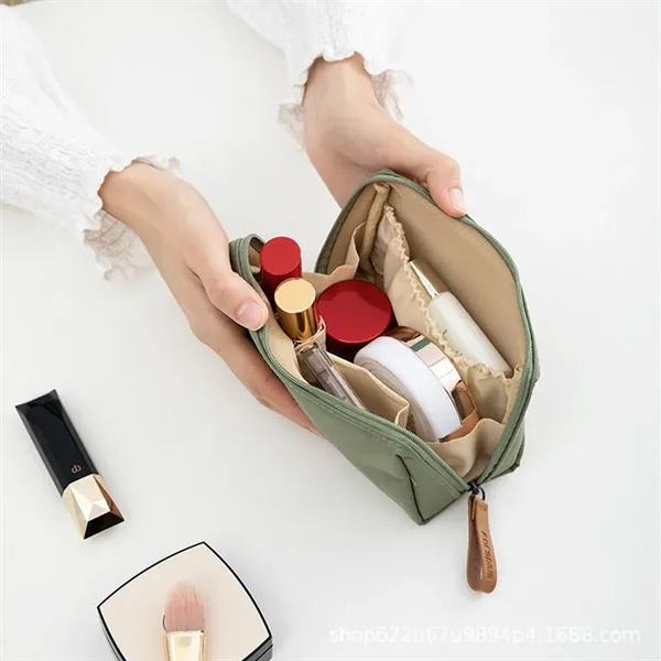 Travel Cosmetic Storage Bag - Travel Cosmetic Storage Bag - Image 4 of 4
