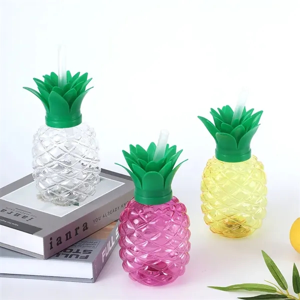 17oz Pineapple-Shaped Plastic Cup with LED Light and Straw - 17oz Pineapple-Shaped Plastic Cup with LED Light and Straw - Image 7 of 15